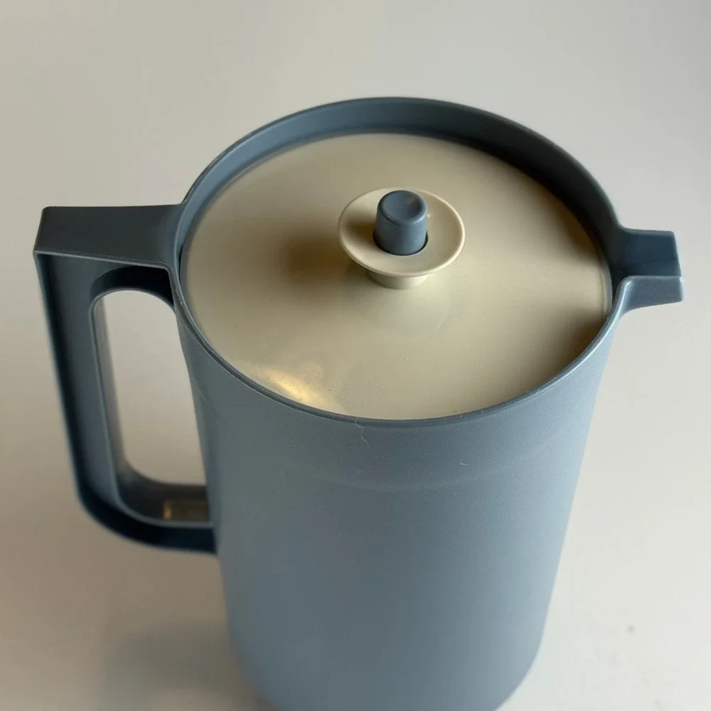 Tupperware classic gallon